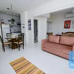 Apartamento Completo e Luxuoso no Porto da Barra